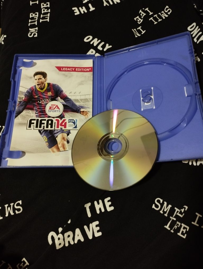 Продам ігру оригінал PS2 Fifa 14