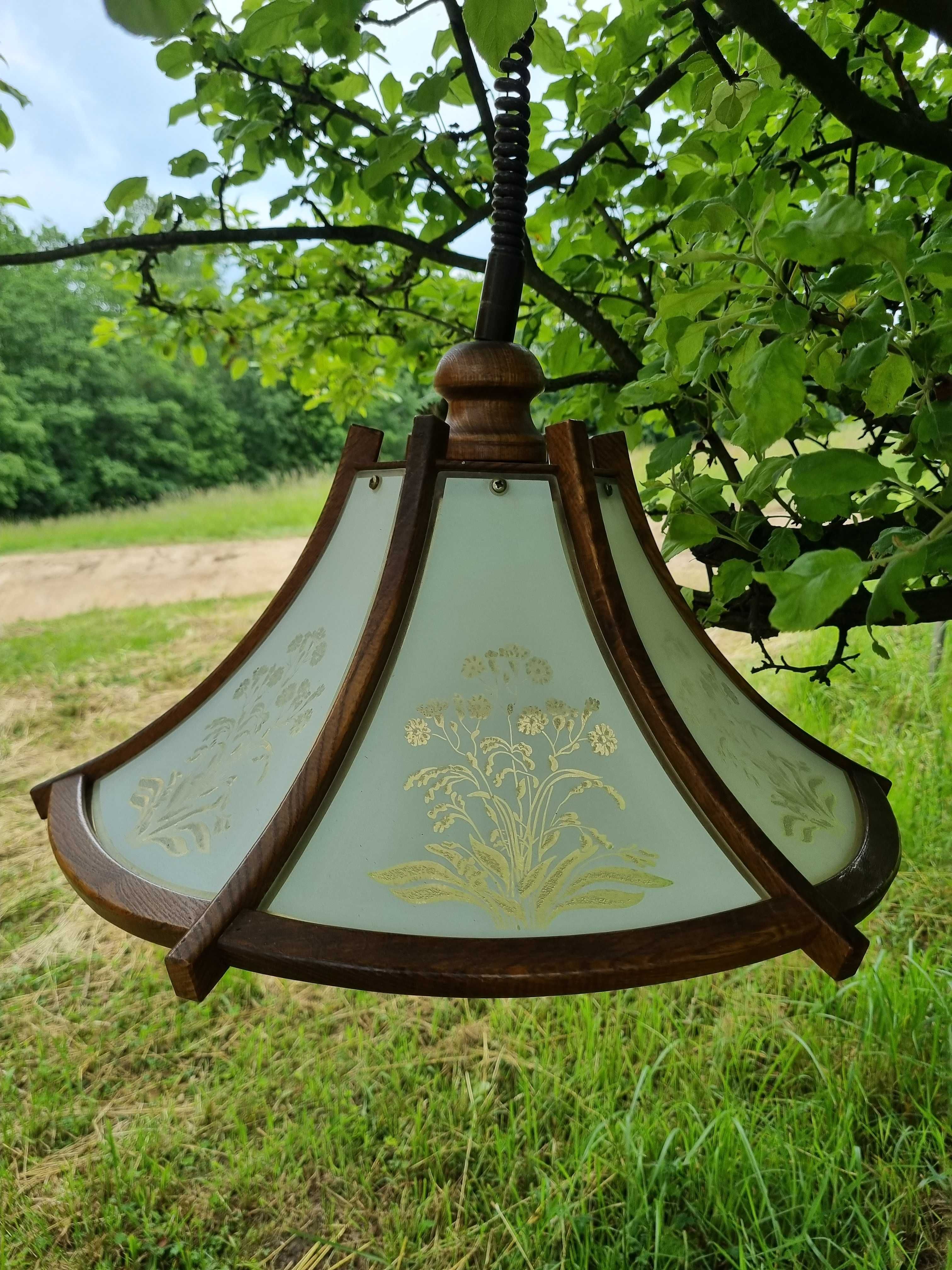 Lampa sufitowa z Tyrolu