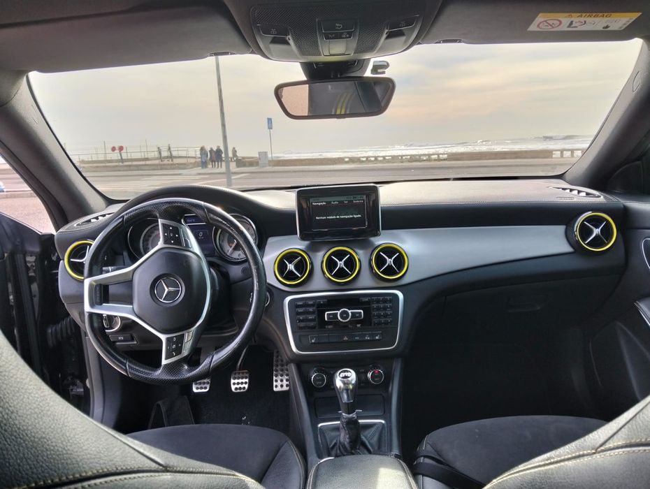 Mercedes CLA 200 pack AMG