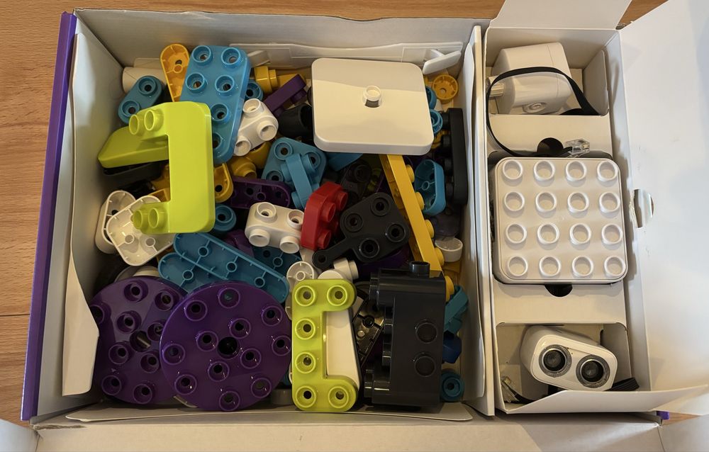 Botzees robot interaktywny