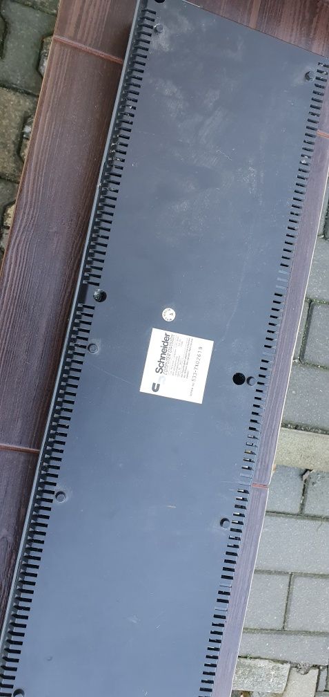 Komputer Amstrad SCHNEIDER 64k Colour Personal Computer CPC464