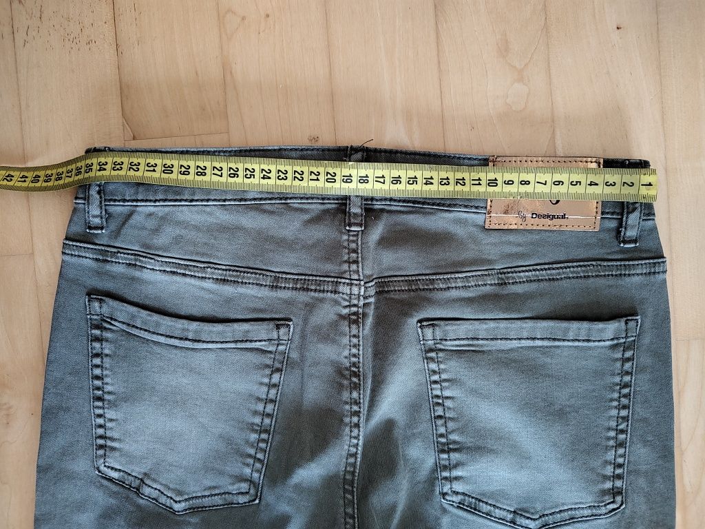 Nowe jeansy Desigual - r.38/M
