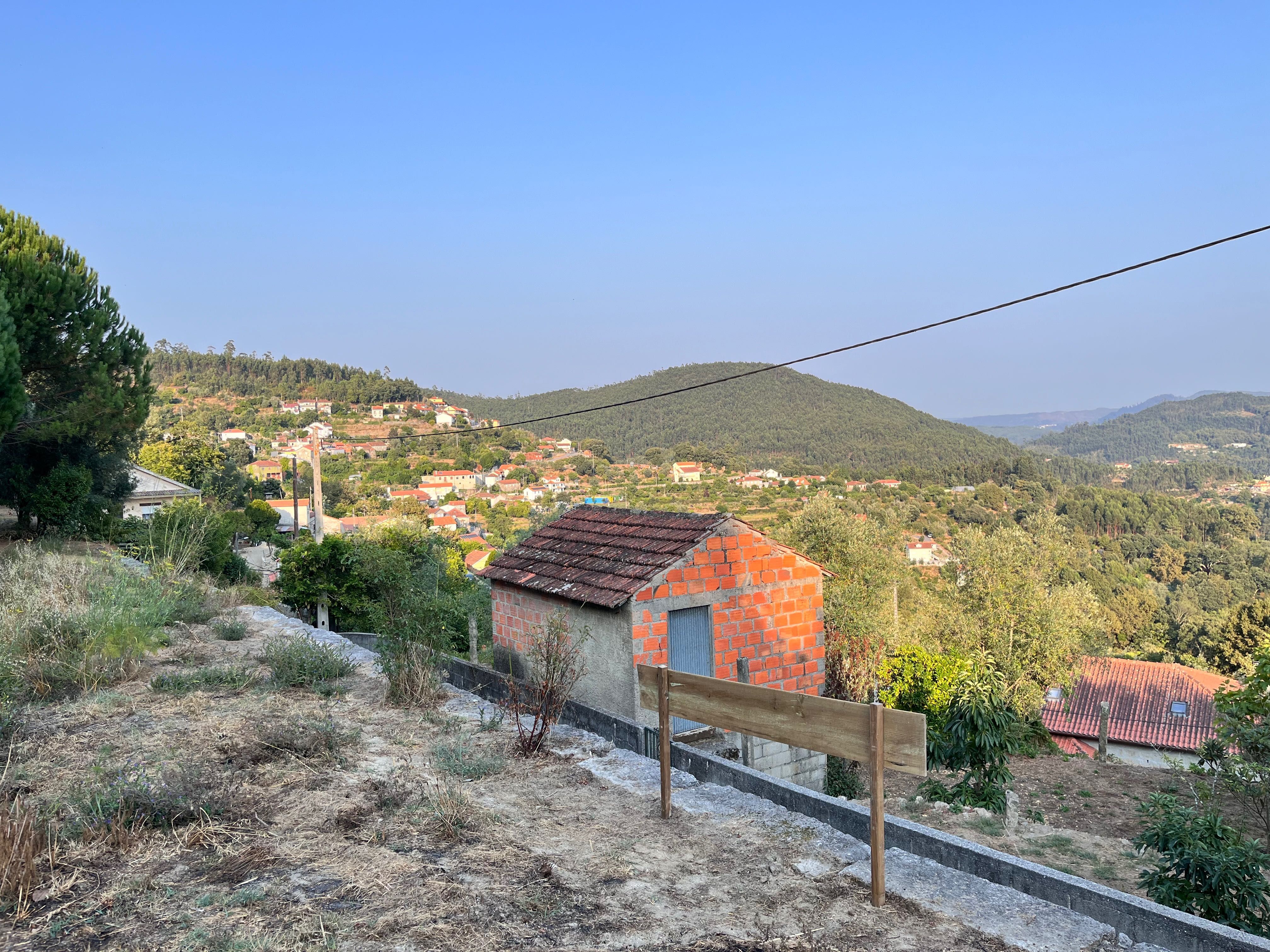 Terreno em  Valadares, São Pedro do Sul