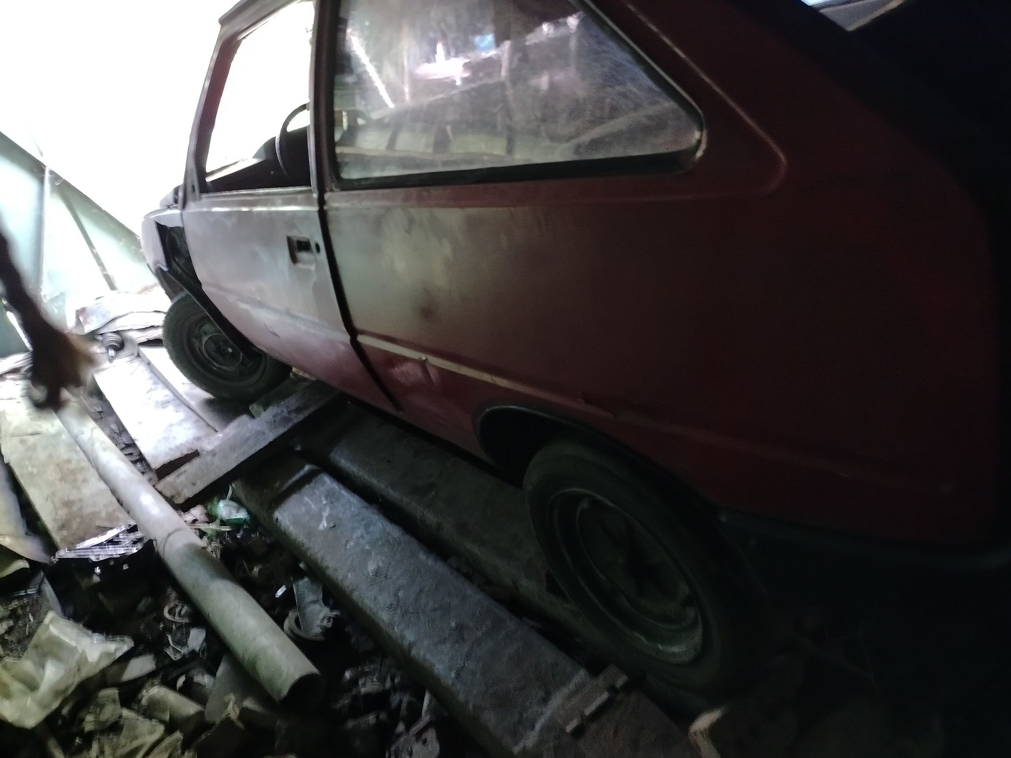 Заз Таврія без мотора та КПП