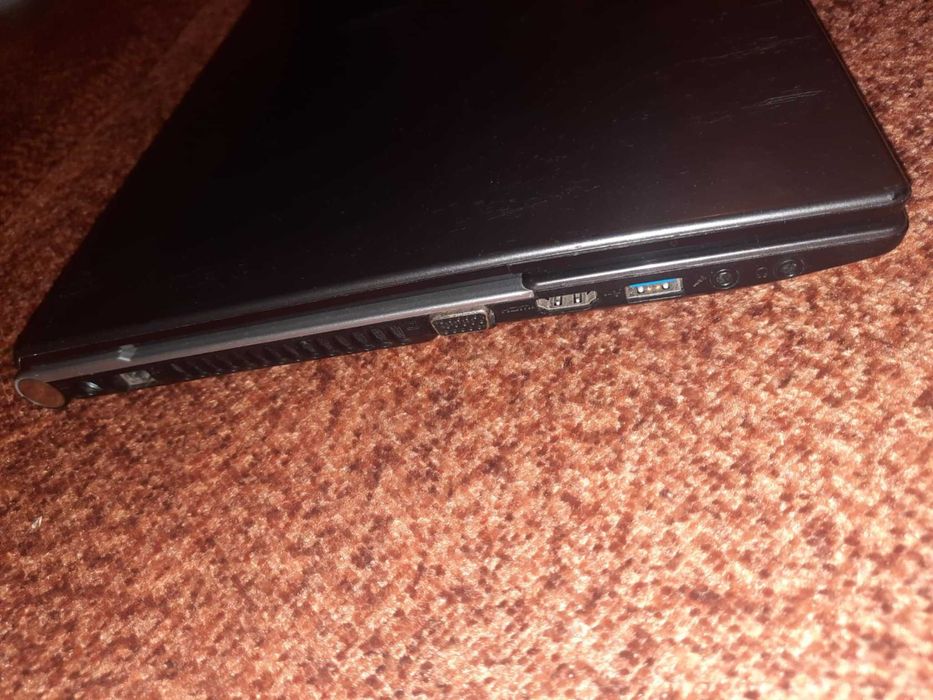 Laptop: Acer V3-571G