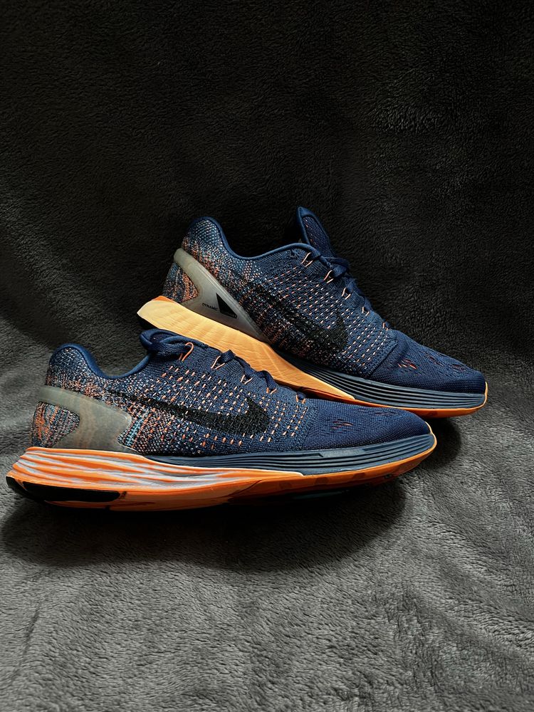 Кроси Nike Lunarglide