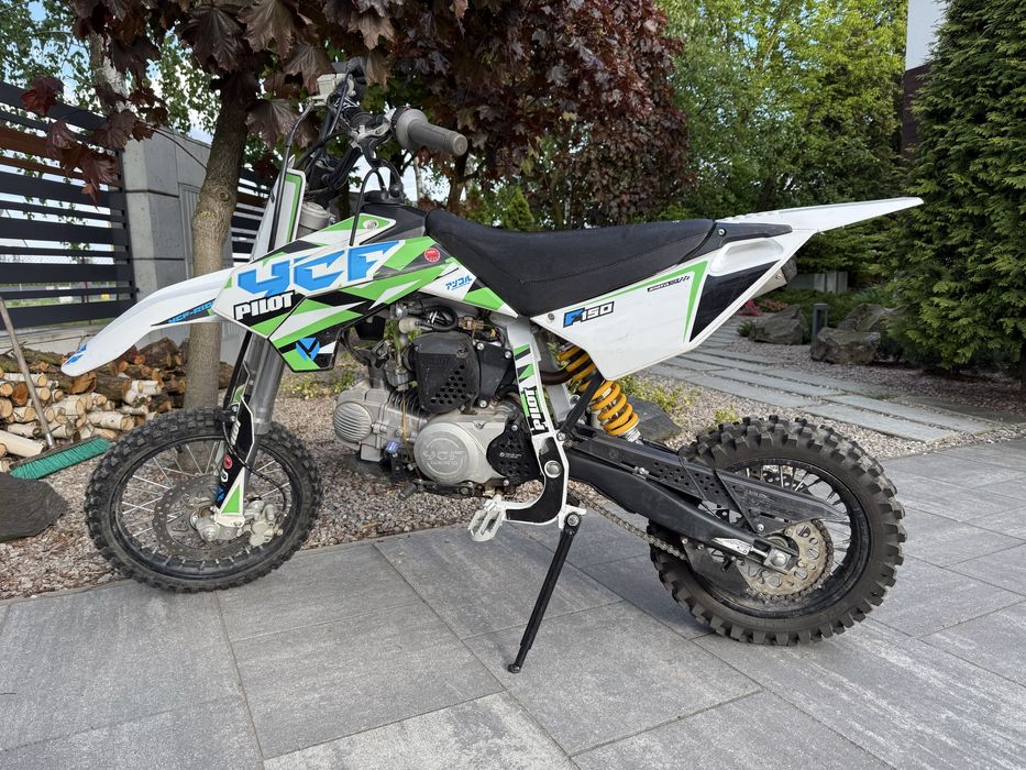 Pitbike Dritbike mrf enduro 4t pit bike cross YCF 150 pilot.