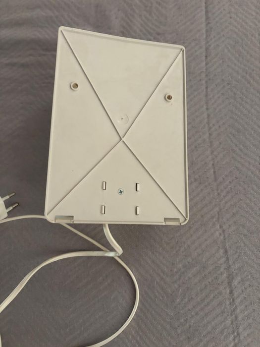 Lampka nocna na ścianę - kinkiet