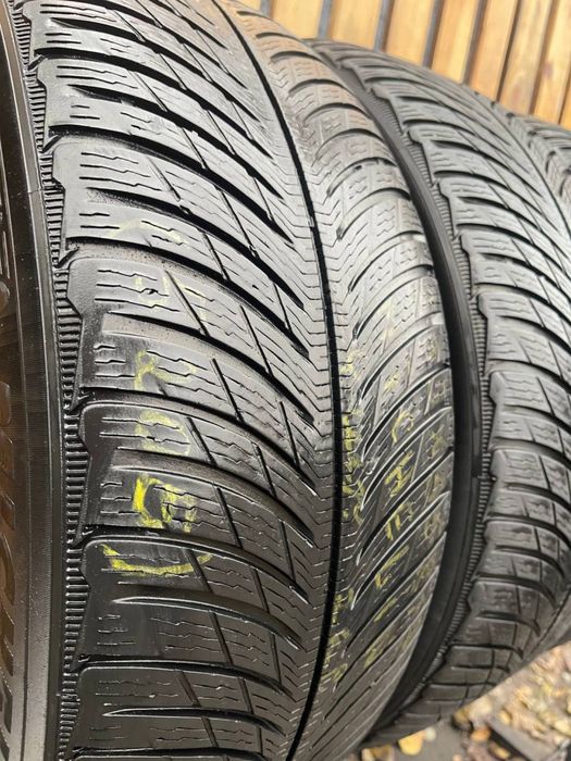 Шини б/у 235/55 r17 Michelin 22 рік