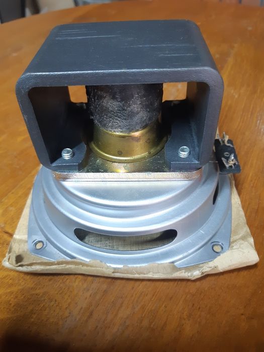 Вч Динамик Magnat mhtl 26 f, isophon нч 130мм