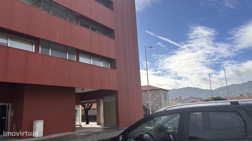 Oferta da escritura e Registo de compra - Ap. T3 nas AVES