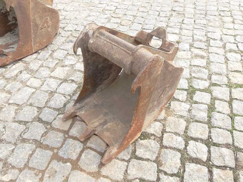 Balde Escavadora Giratória 400 / 2,6-6 t Arden