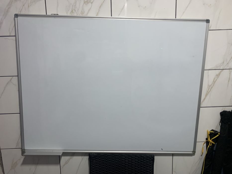 Магнитно-маркерная доска