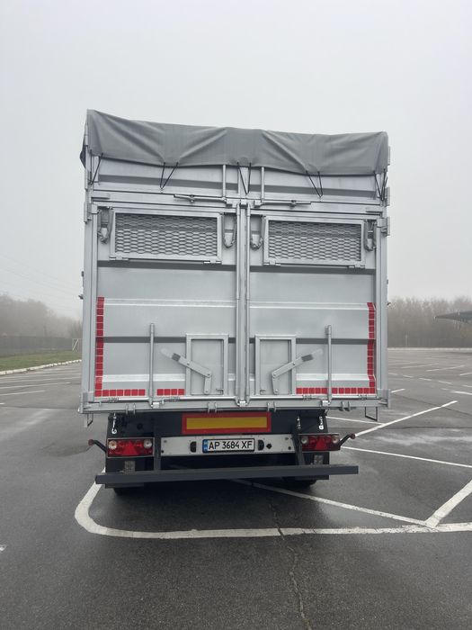 Полуприцеп самосвал Schmitz