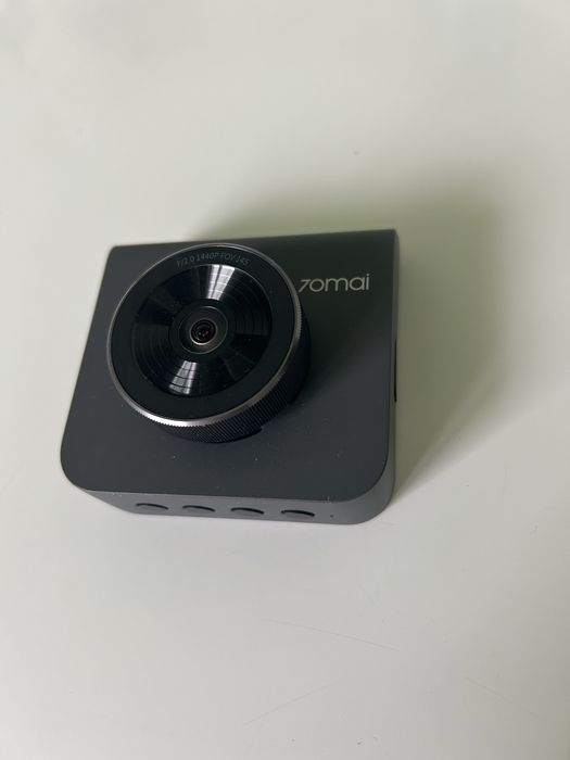 Видеорегистратор 70mai