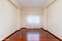 Apartamento T4 para venda