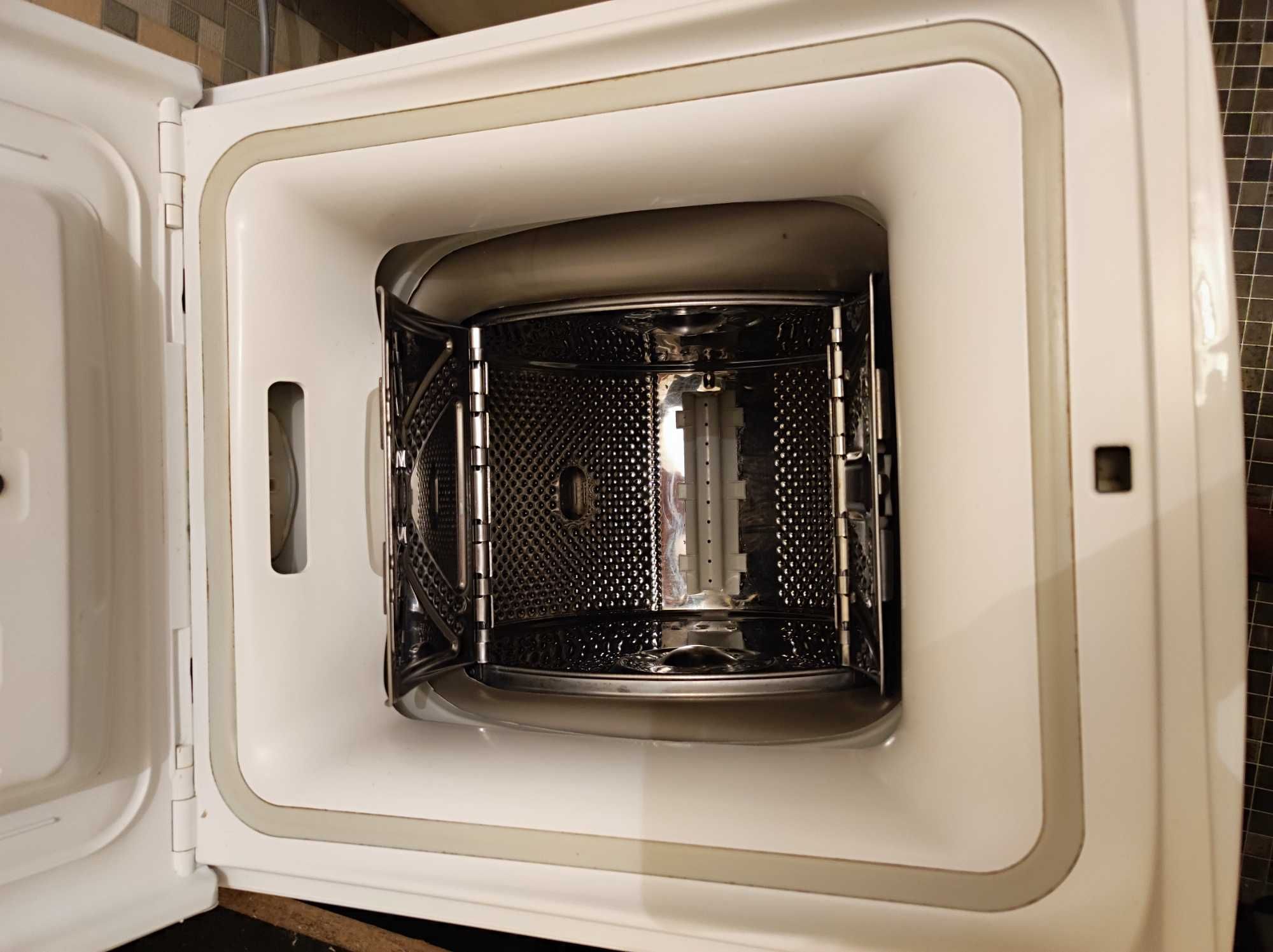 Pralka Whirlpool