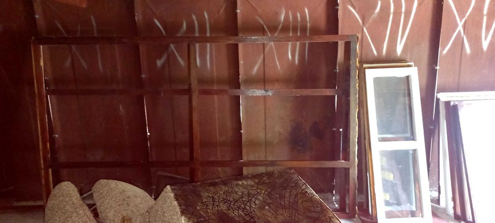 Продам деревяне вікно в  хорошому стані