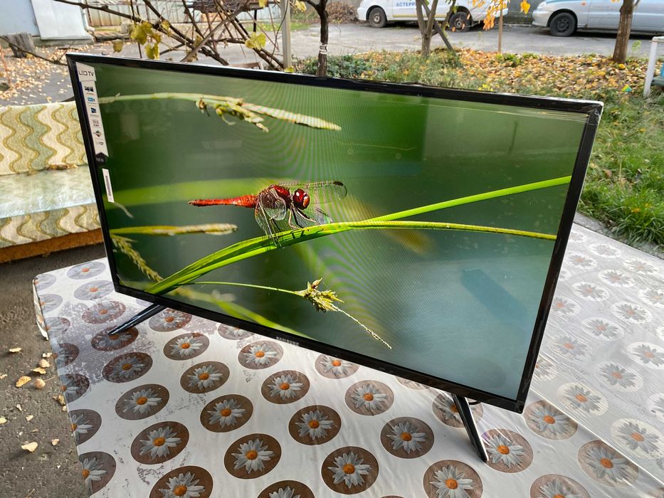 Акція 4К телевізор Samsung smart tv 42 2/16GB wi-fi Т2 голосовий пульт