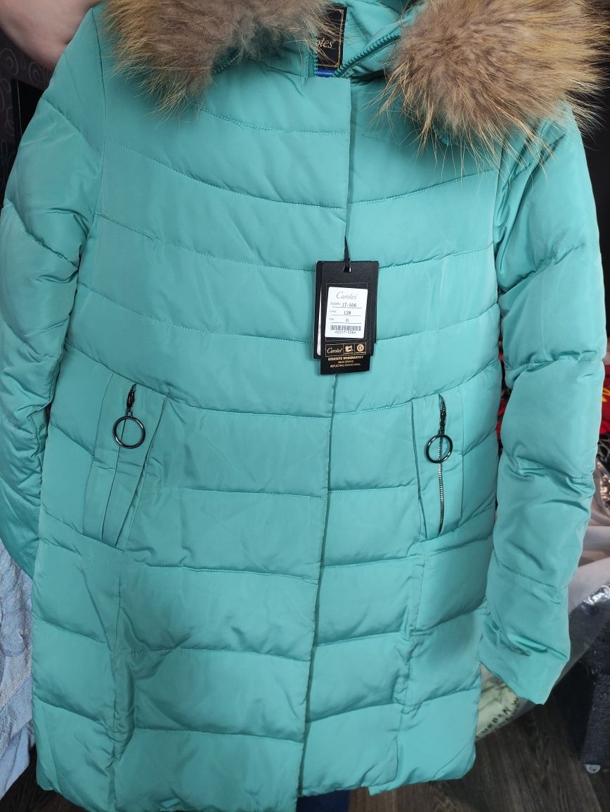 Женская зимняя куртка(пальто)