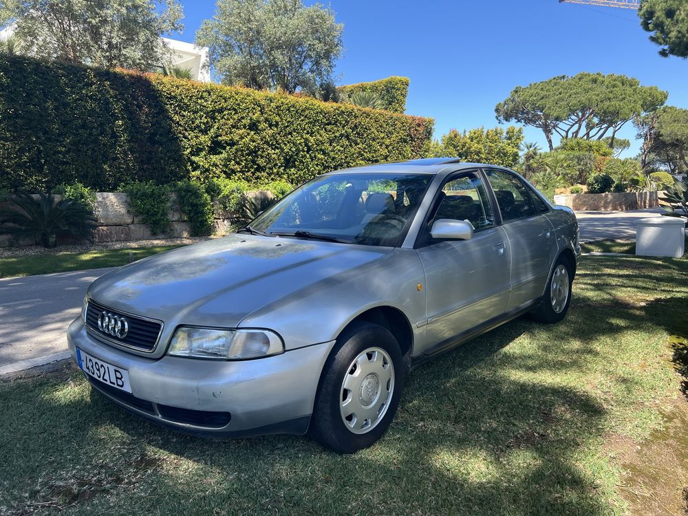 Vende-se Audi A4 1.6