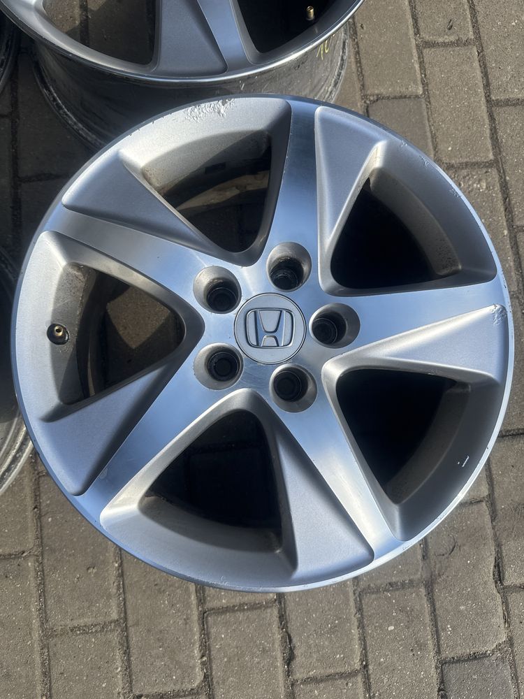 17 5x114,3 Felgi alu Honda