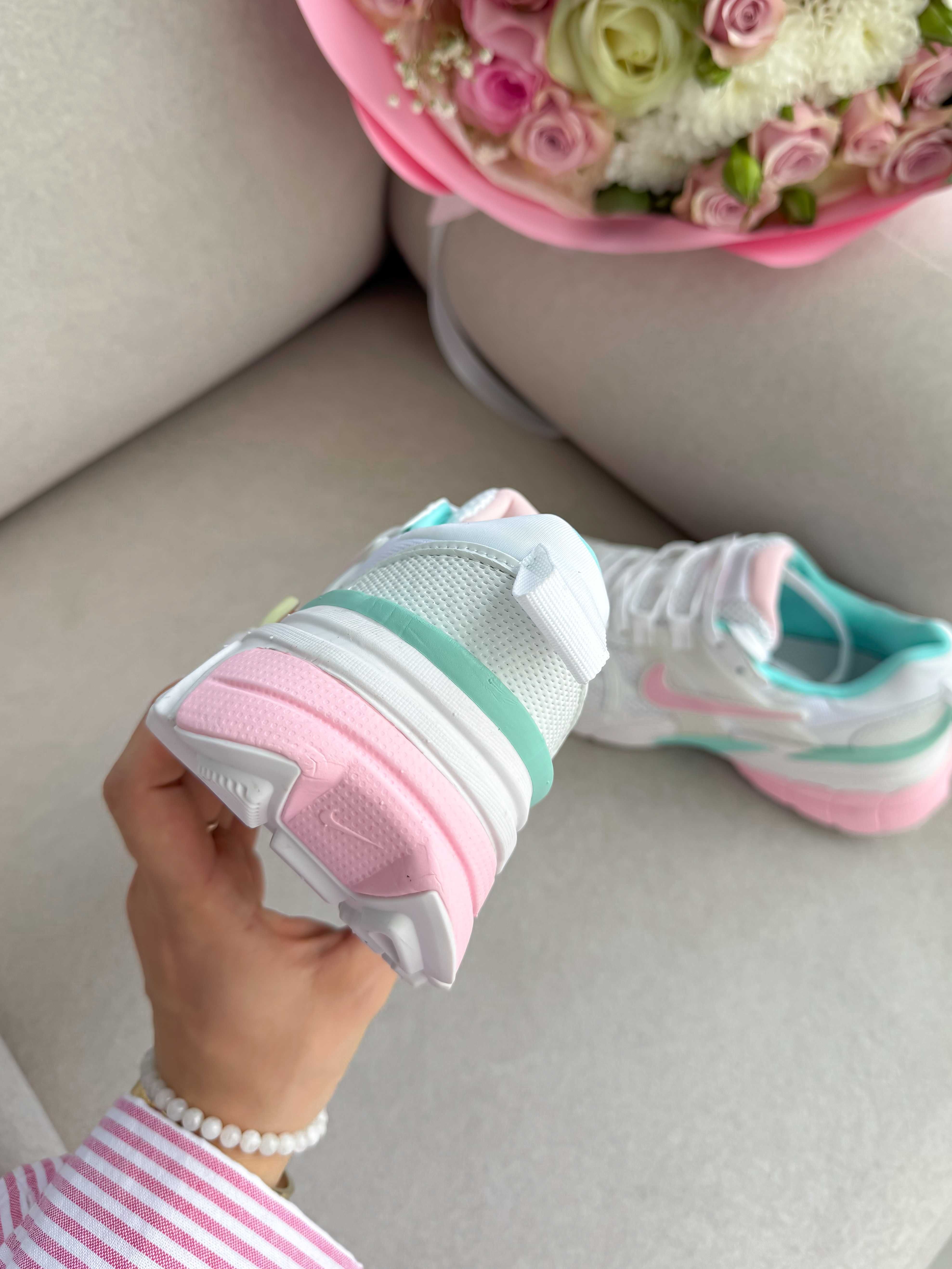 Жіночі кросівки Nike V2K Runtekk | женские кроссовки Nike V2K Runtekk