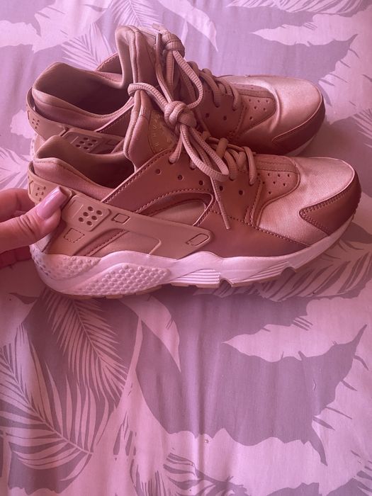 Tenis nike tam. 38