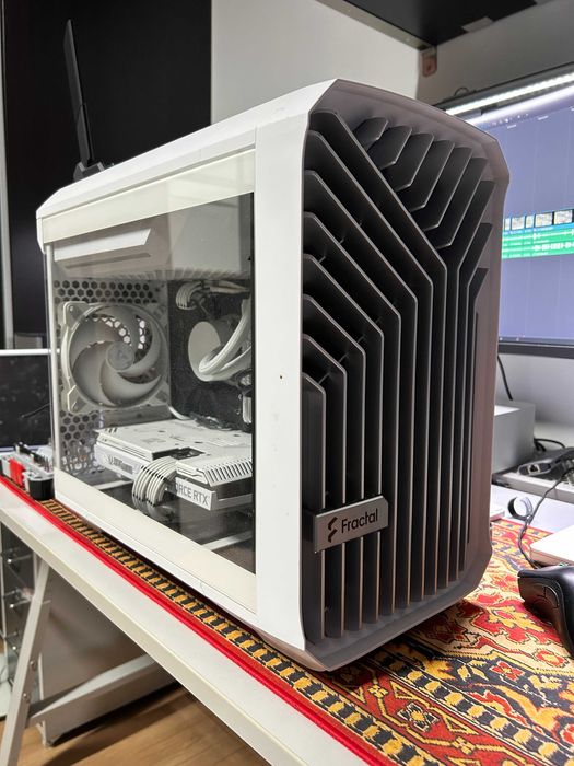 ROG Strix ITX, i7 11700KF, 32GB 3600, SSD 512, RTX 3060 12GB, HDD 1TB