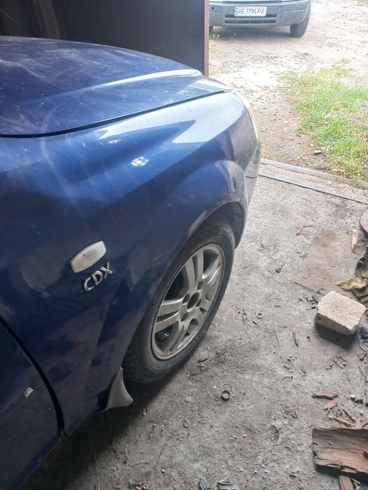 Разбираю Chevrolet lacetti 1.8 газ.бензин  автомат