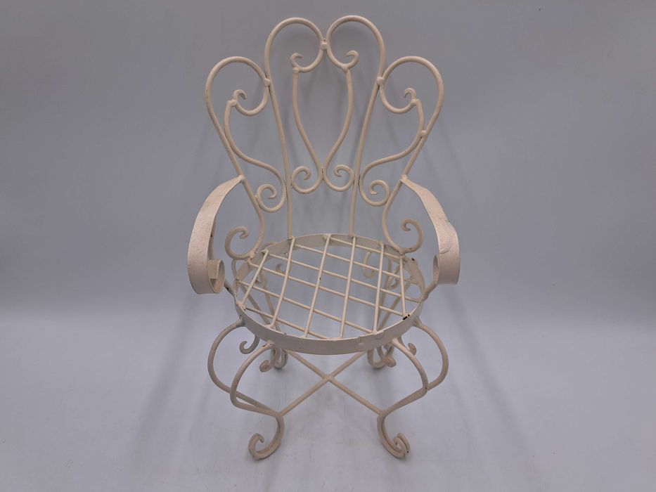 Krzesełko metalowe białe ażurowe ogrodowe dla lalek