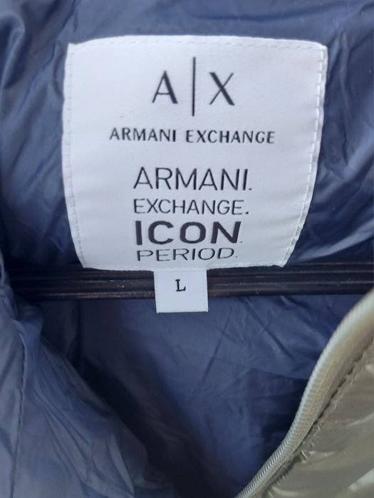 Kurtka puch naturalny Armani Exchange, oliwkowa.
