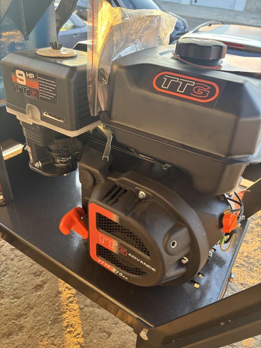 Измельчитель веток с бензиновым двигателем TR-80/Подрібнювач гілок