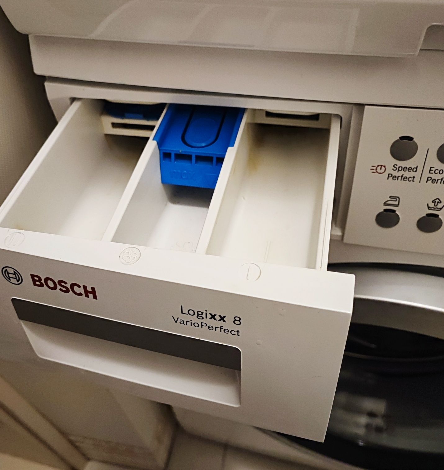 Пральна машина Bosch Logixx 8