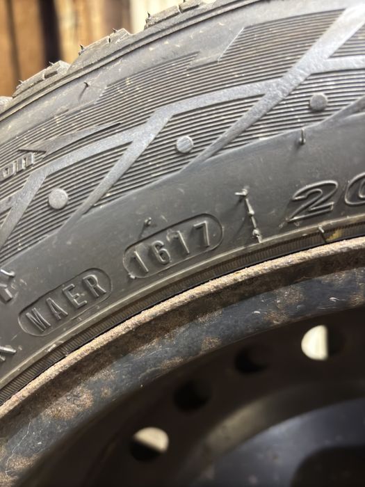 Komplet kół stalowych w rozmiarze 205/55 r16