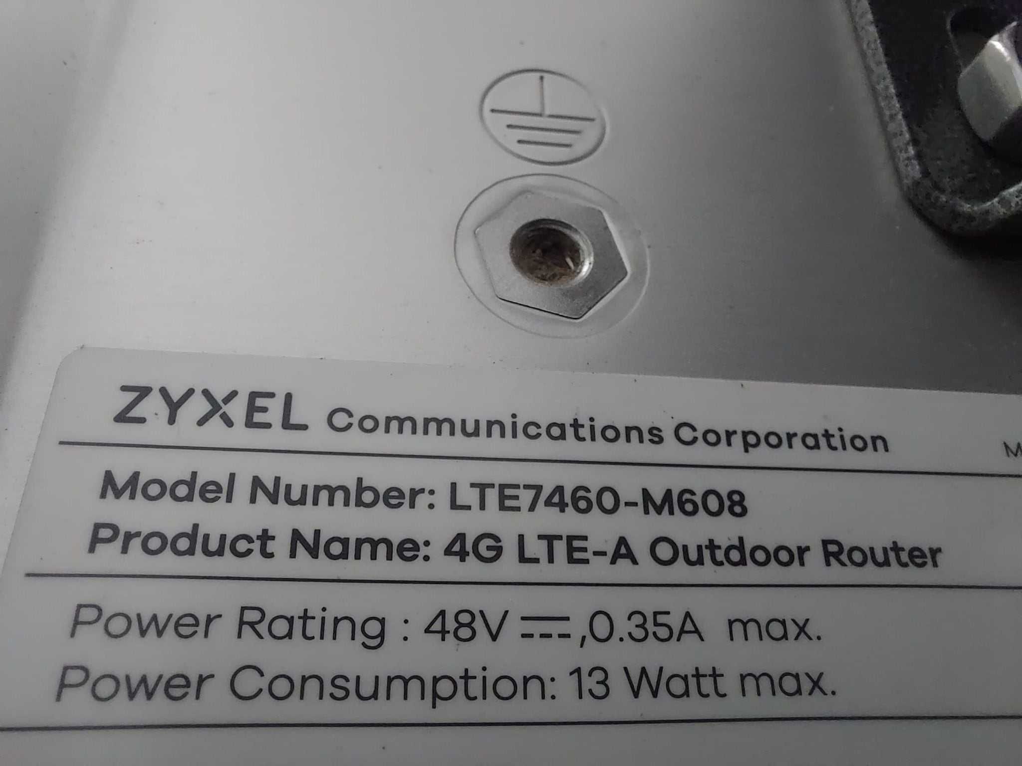 ZYXEL LTE7460-M608 (4G LTE-A Outdoor Router)