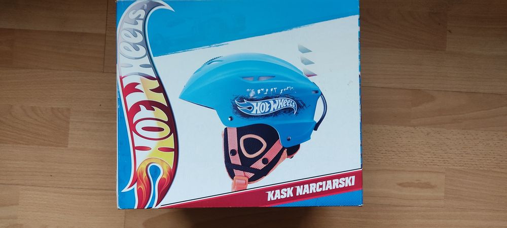 Kask narciarski dla chłopca nowy rozmiar S 48 - 54 cm