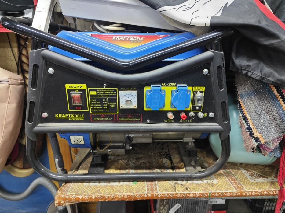 Продам Генератор 3.5 кВт