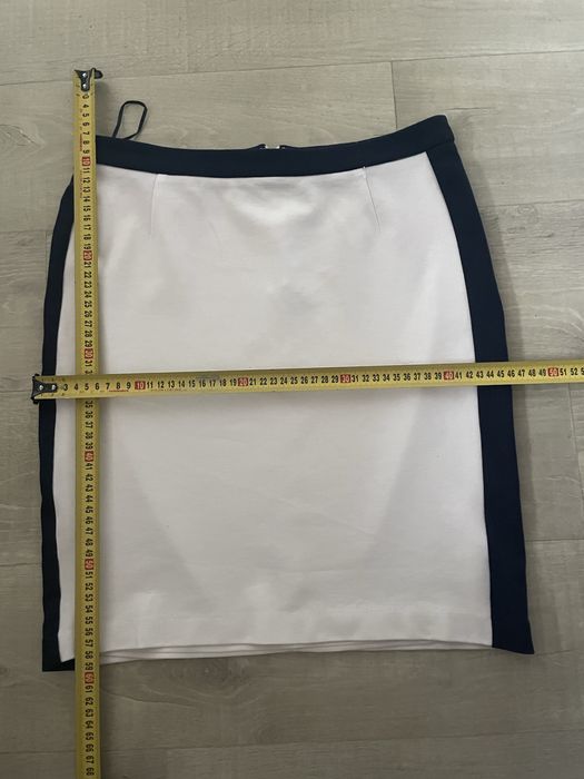 Mango Suit біла спідниця олівець міні з віскоза юбка