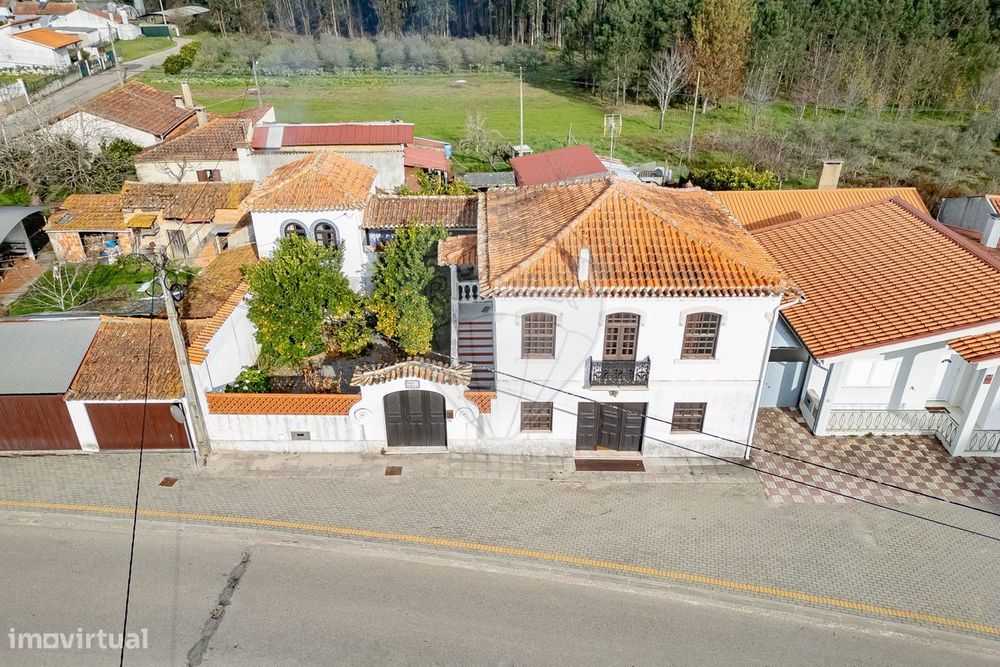 Moradia T4 para venda