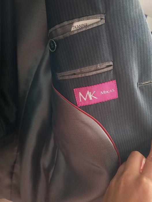 Garnitur męski na 176