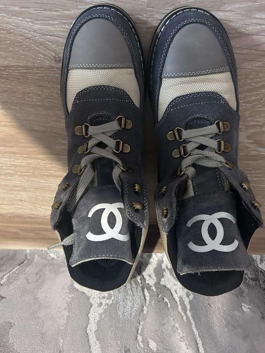 Червики, ботінки, кеди, чоботи