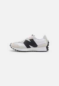 Продам кросівки New Balance 327