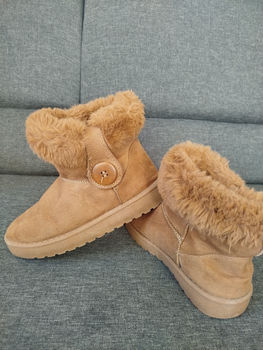 Сапожки  на дівчинку!