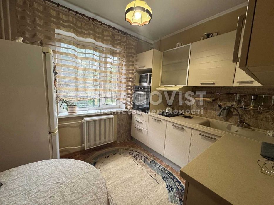 Продаж 3-х кімн Чистяківська 7 ,Святшино,Нивки