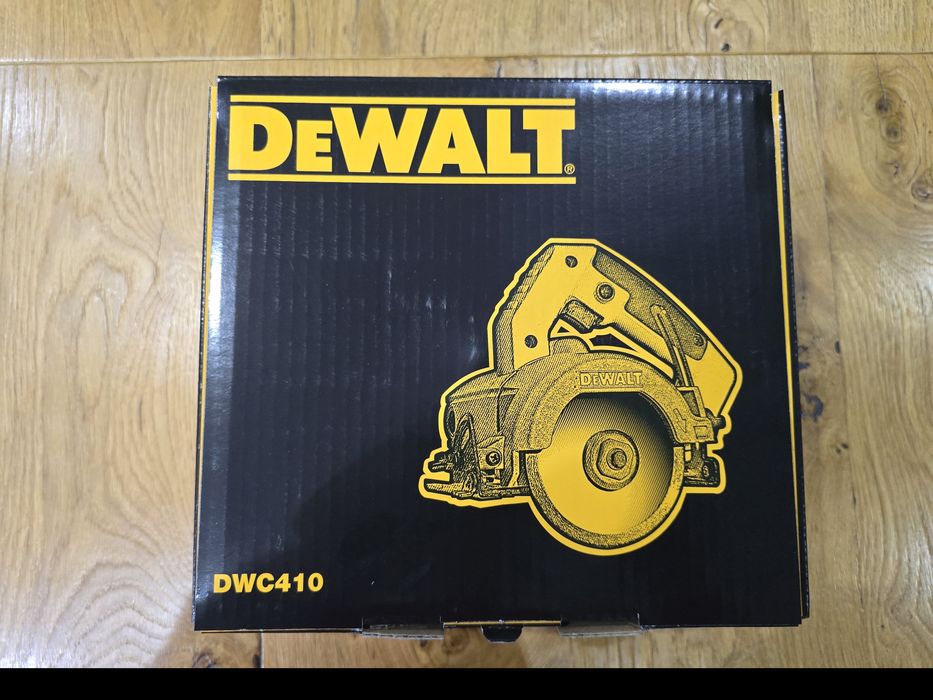 DeWalt DWC410 Przecinarka ręczna do płytek na mokro 110mm