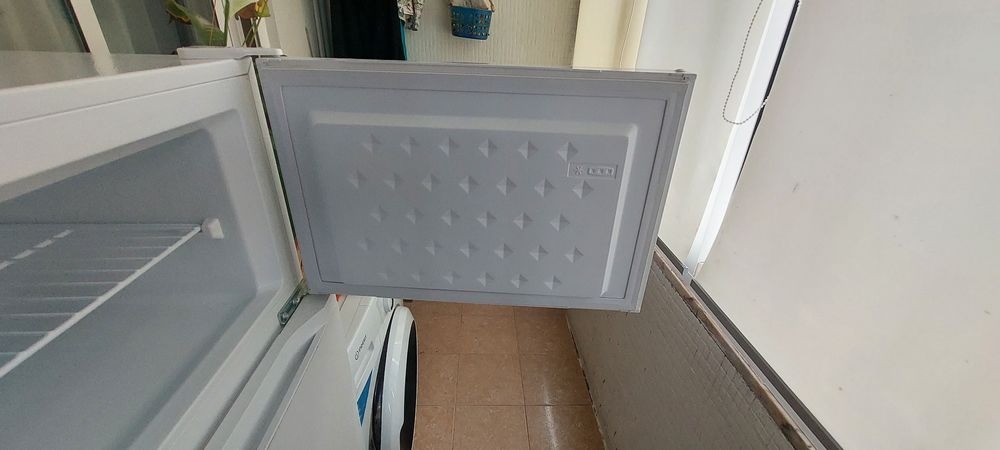 Vendo Frigorífico com congelador  1.60