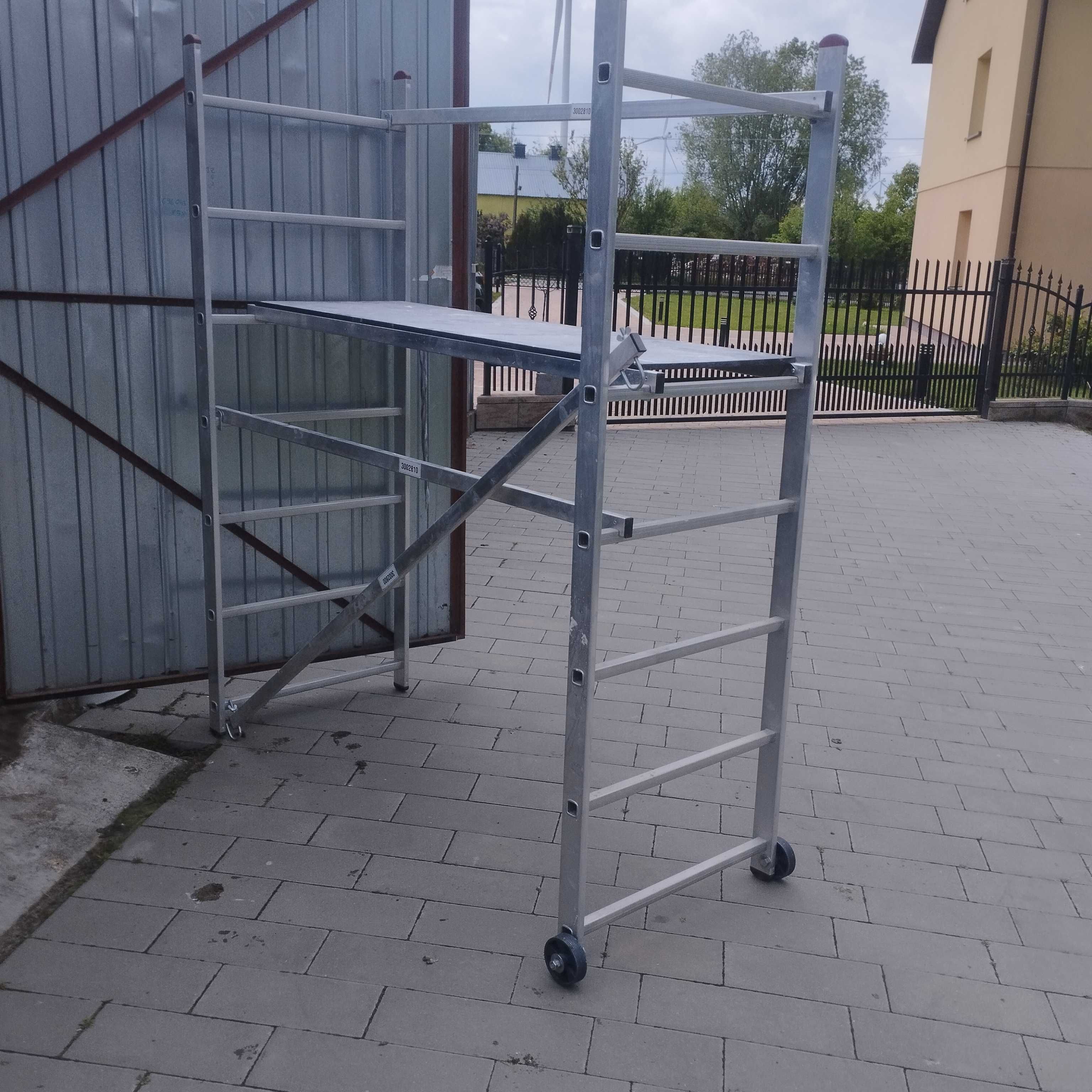 Rusztowanie z blatem