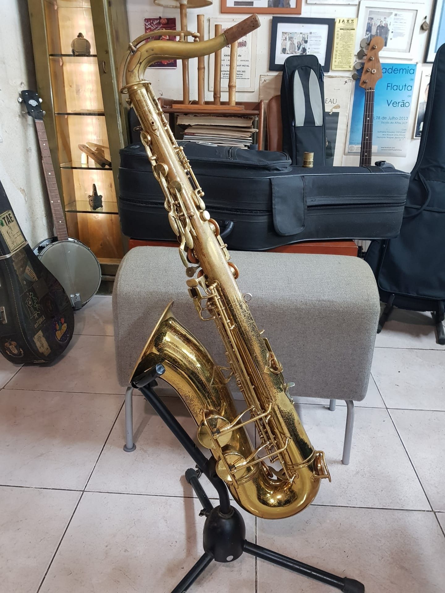 Saxofone tenor King Cleveland