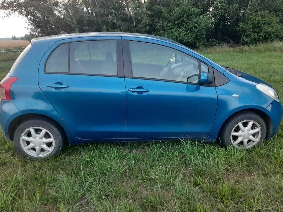 Sprzedam Toyote  Yaris